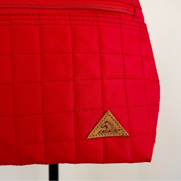 SOLD :: Vintage 80s Jordache Quilted Crossbody Shoulder Bag - Picture 4 of 7